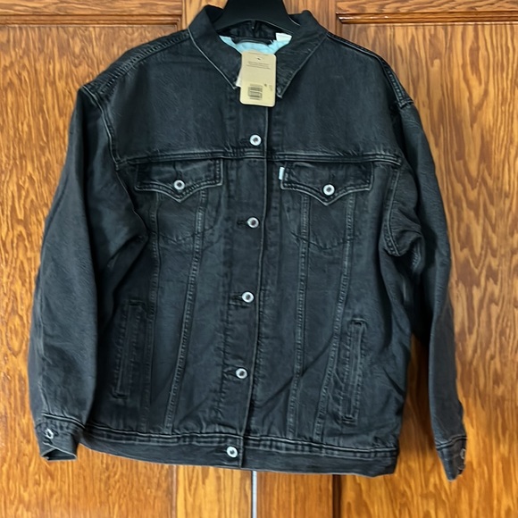 Levi's Loose Fit Trucker Jean Jacket in Black L and XL - Picture 2 of 9